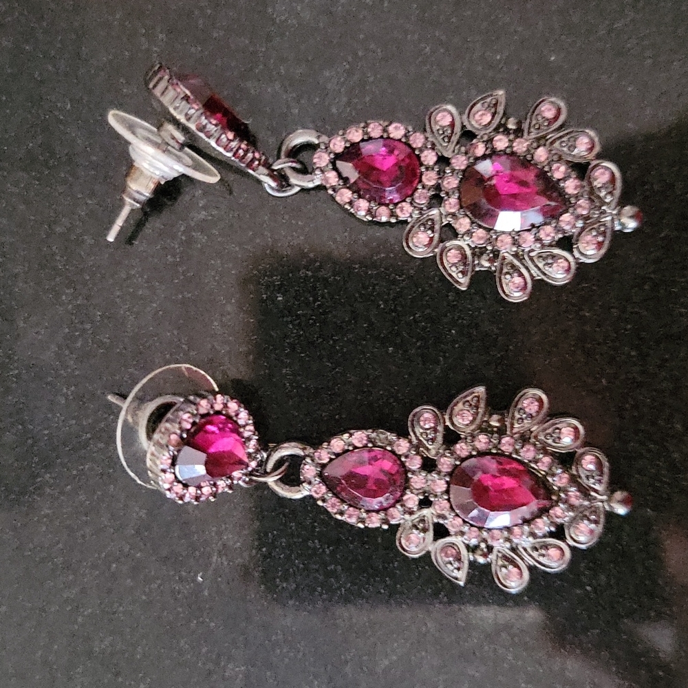 Purple earrings with black metal